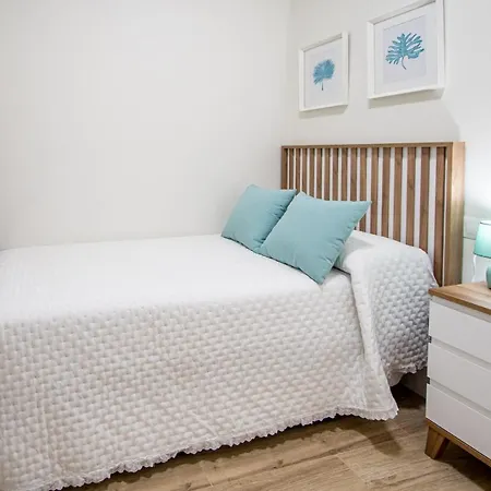 Las Tres Llaves De كاديز